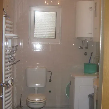 Karla Apartment *